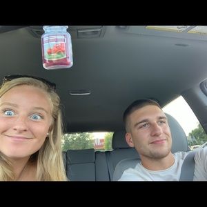 Meet your Posher, Marissa